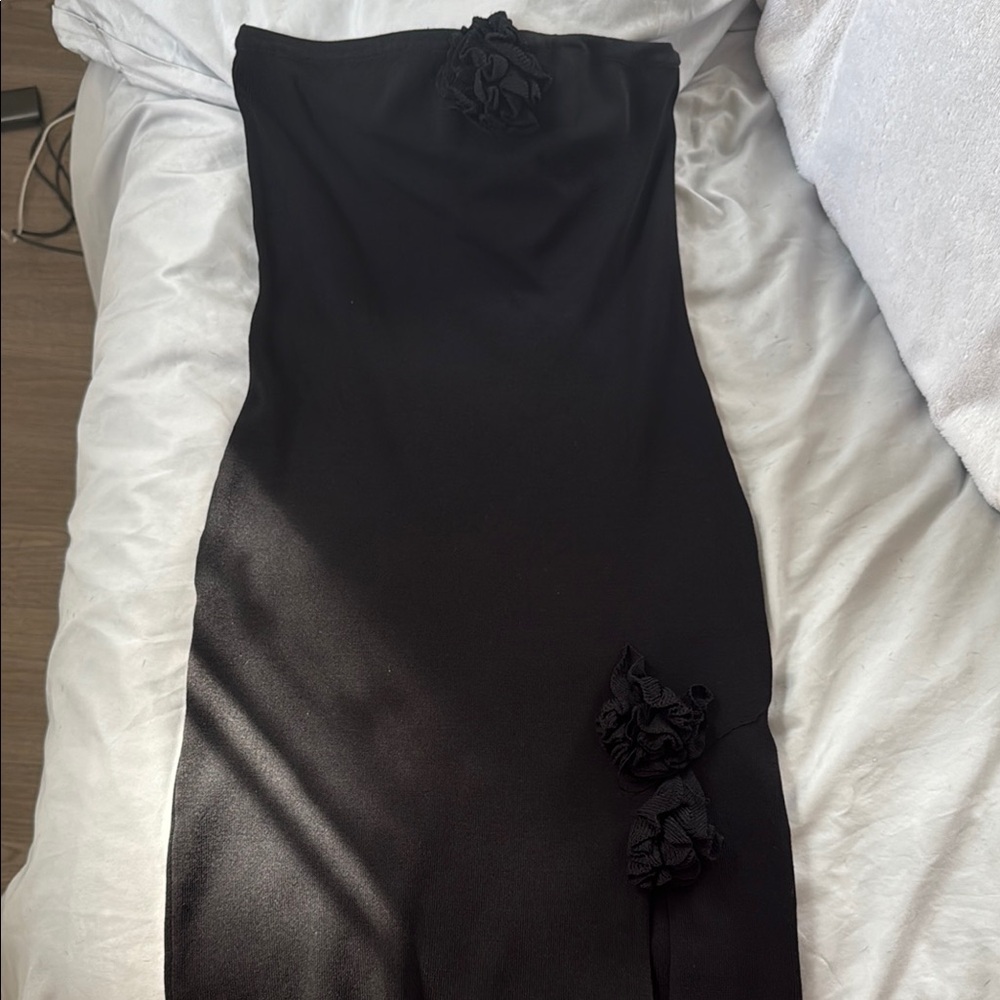 Elegant Black Strapless Dress